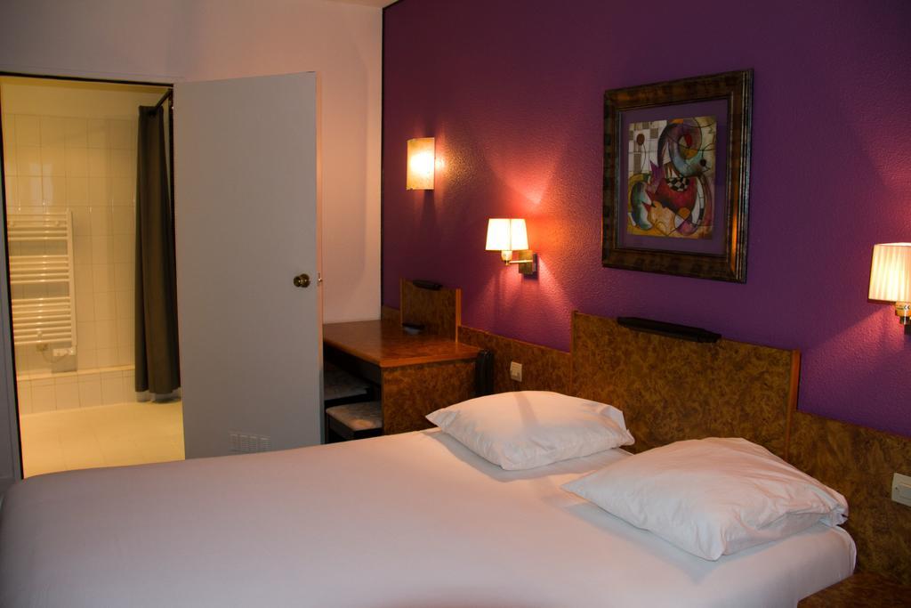 Hotel Du Trosy Clamart Exterior photo